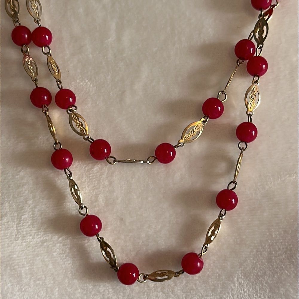 Beaded Necklace! - Picture 3 of 7